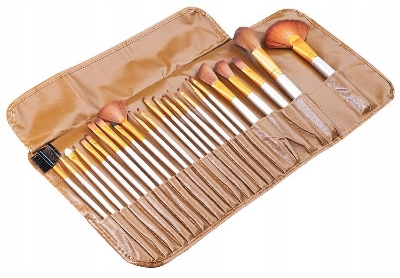 Picture of Naked3 Professional 32 Pcs Golden Colour makeup Brush Set - 