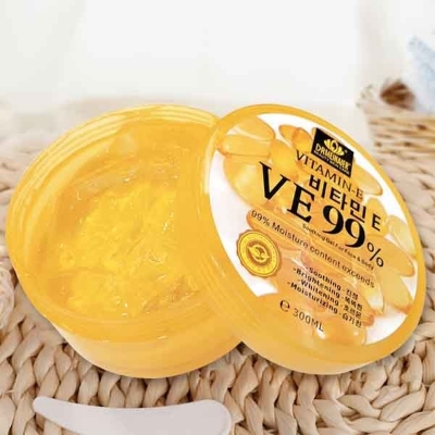 Picture of DRMEINAIER Vitamin E VE 99% Soothing Gel  for Face & Body- 300ml - 