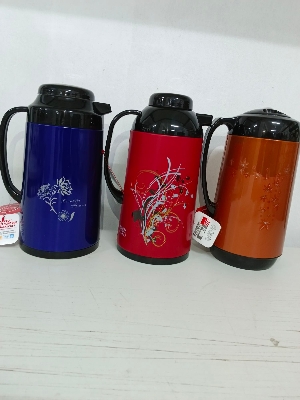 Picture of 1 liter metallic body vacuum push flask mixed color