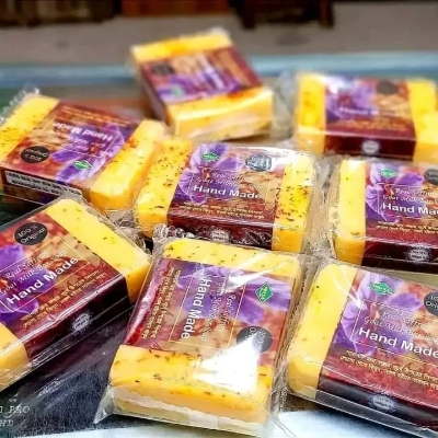 Picture of 100%Saffron Goat Milk soap Handmade