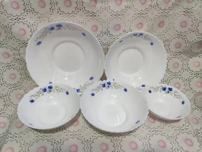 Picture of 5 Pcs Pyrex Opal Glassware Oven Safe Curry Bowl Set - Romantic Print Adds Charm To Your Table - Set Of 5 Bowls