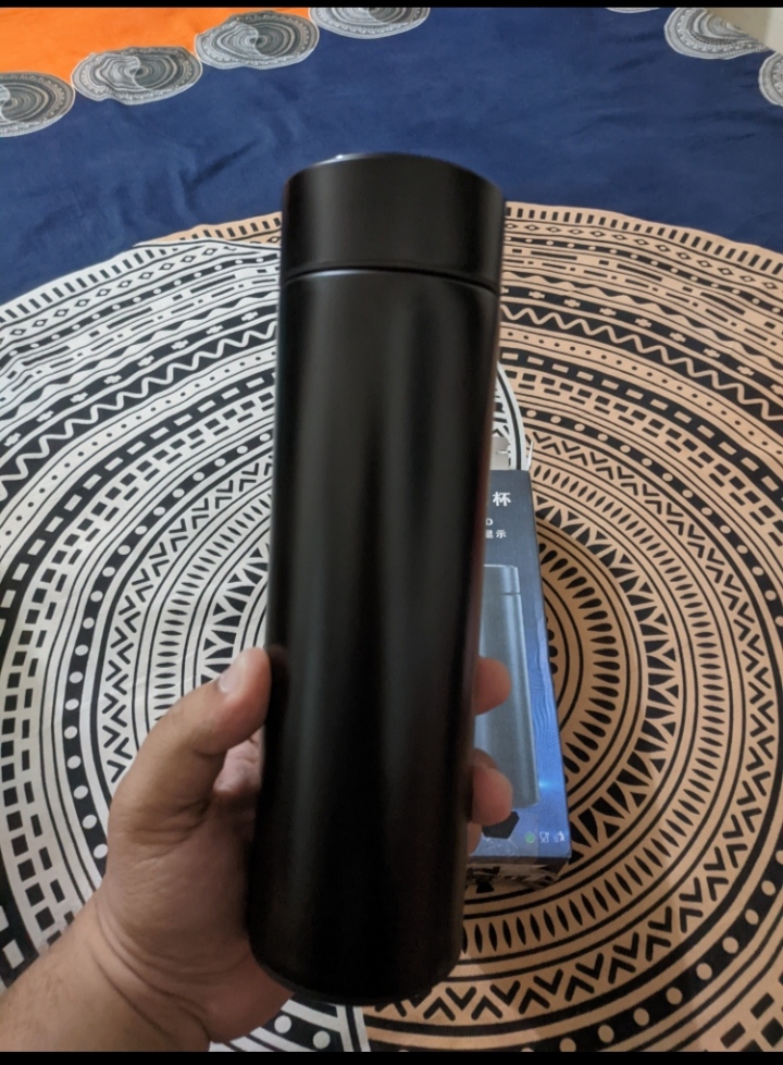 Picture of 500ml Temperature Display Vacuum Insulated Water Bottle (Black)