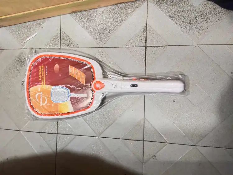 Picture of Sunmoon SM-3822 Mosquito Killing Bat 2 In 1 With Led Light