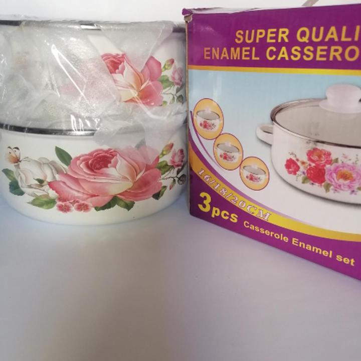 Picture of Super Quality Enamel Casserole Set.