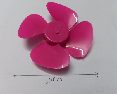 Picture of Toy Motor Fan 4 Wing Fan Plastic Dc Motor Propeller Mini Fan Blade 3Ps Multicolor