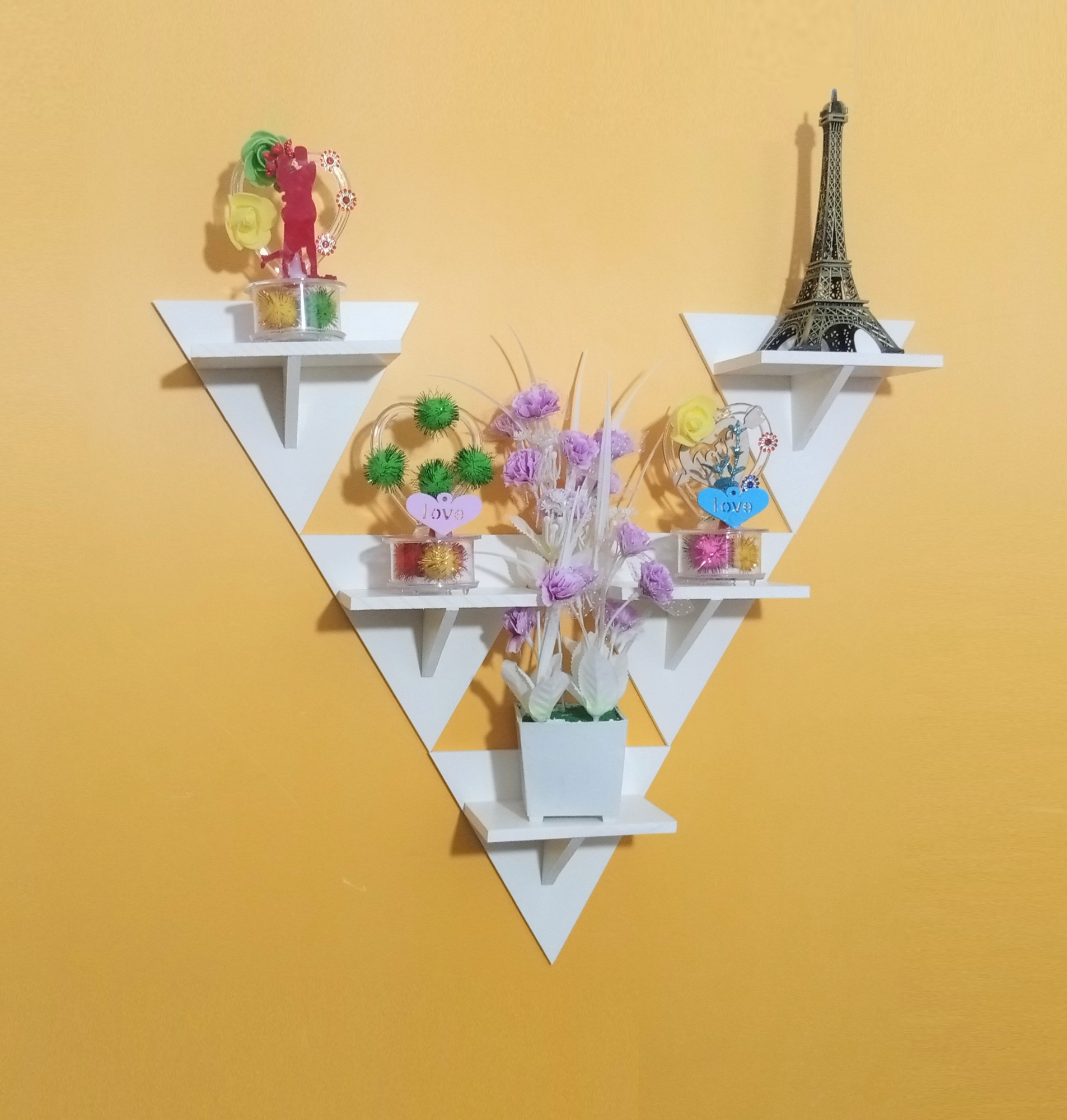 Picture of 5 Pcs Wall Mounted Shelf Showpiece/Flower Stand With Magic Tape For Easy Hanging