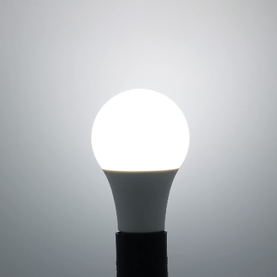 Picture of iPOWER White Colour Energy Saving LED Light 5 Watt - Base B-22 White