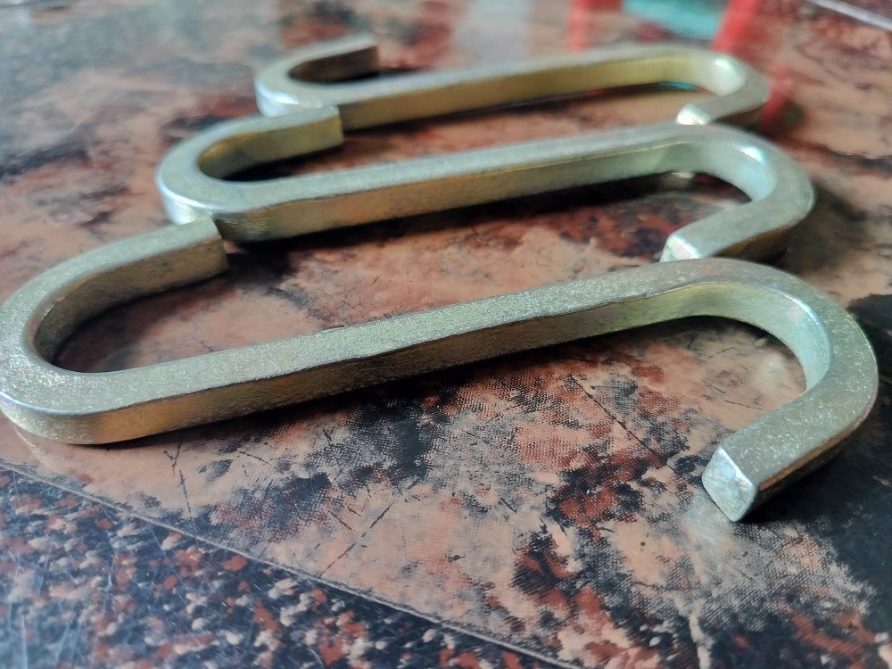 Picture of 1 Ps Heavy - Duty  Metal S Hooks, Hammock , Swing S Hooks , Industrial Grade Quality Multicolor