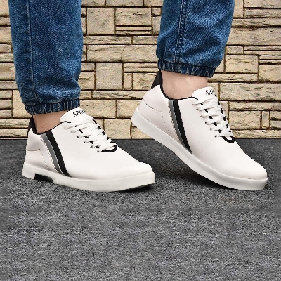 Picture of Better Choice Stylish And Fashionable Exclusive Sneakers Converse For Men - Shoe For Boys Qualityful - Easy To care and Longive