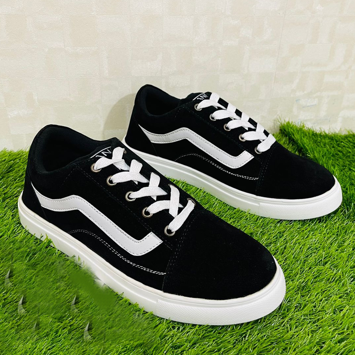 Picture of Trendy Exclusive Sneaker Converse for Men - Shoes For Men - জুতা ছেলেদের - Shoe For Boys - Shoes For Men - জুতা ছেলেদের