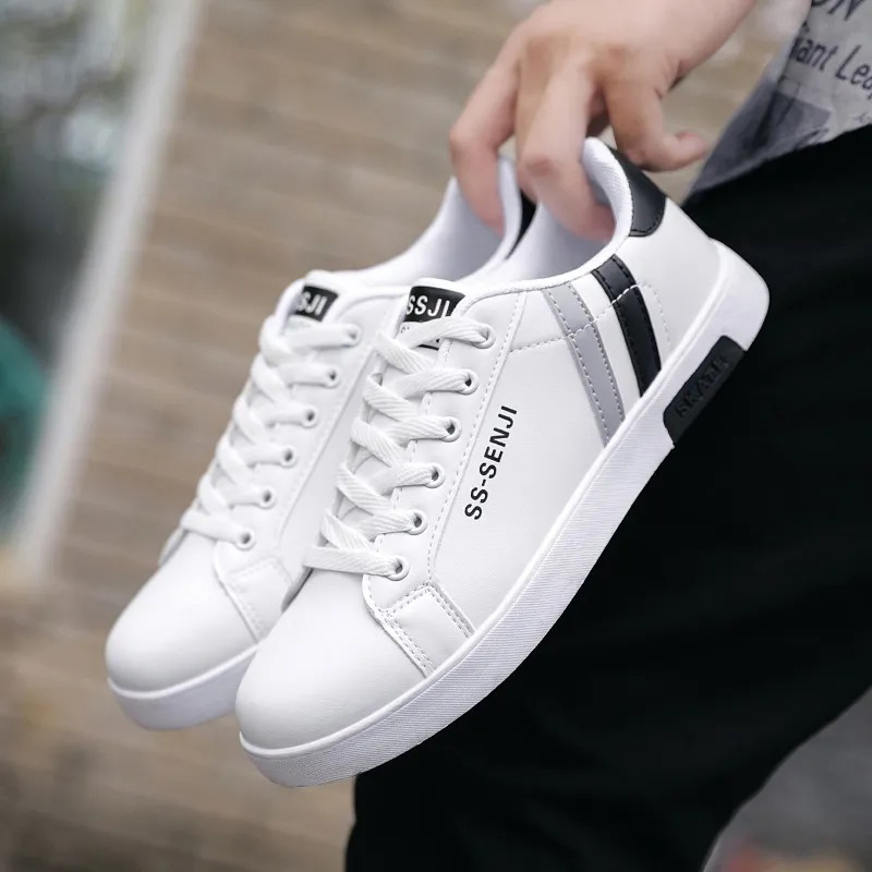 Picture of Versatile -Stylish And Fashionable Winter And Summer Exclusive Sneakers Converse Shoes For Men - Shoe For Boys - White Shoes- Avant-garde