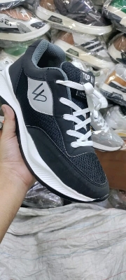 Picture of High-Quality Sports Sneakers Men Casual Shoes Fashionable Sneakers Flyknit Lightweight Slip-On - Stay Stylish And Comfortable With Qualityful Sneakers