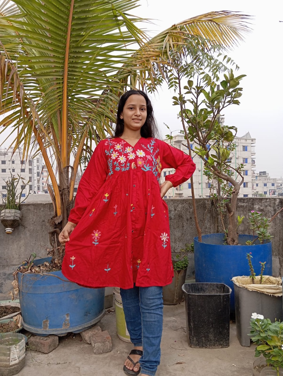 Picture of Stylish Kashmiri Cotton Tops for Women. Stylish Kashmiri Cotton Kashmiri Kurta / Short Kamiz for Women