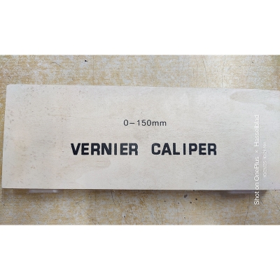 Picture of Professional 6" Vernier Caliper (150mm) Steel analog - White