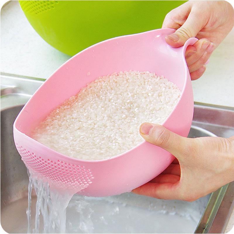 Picture of Plastic Rice Beans Peas Washing Filter Strainer Basket Sieve Drainer Kitchen Cleaning Random Color