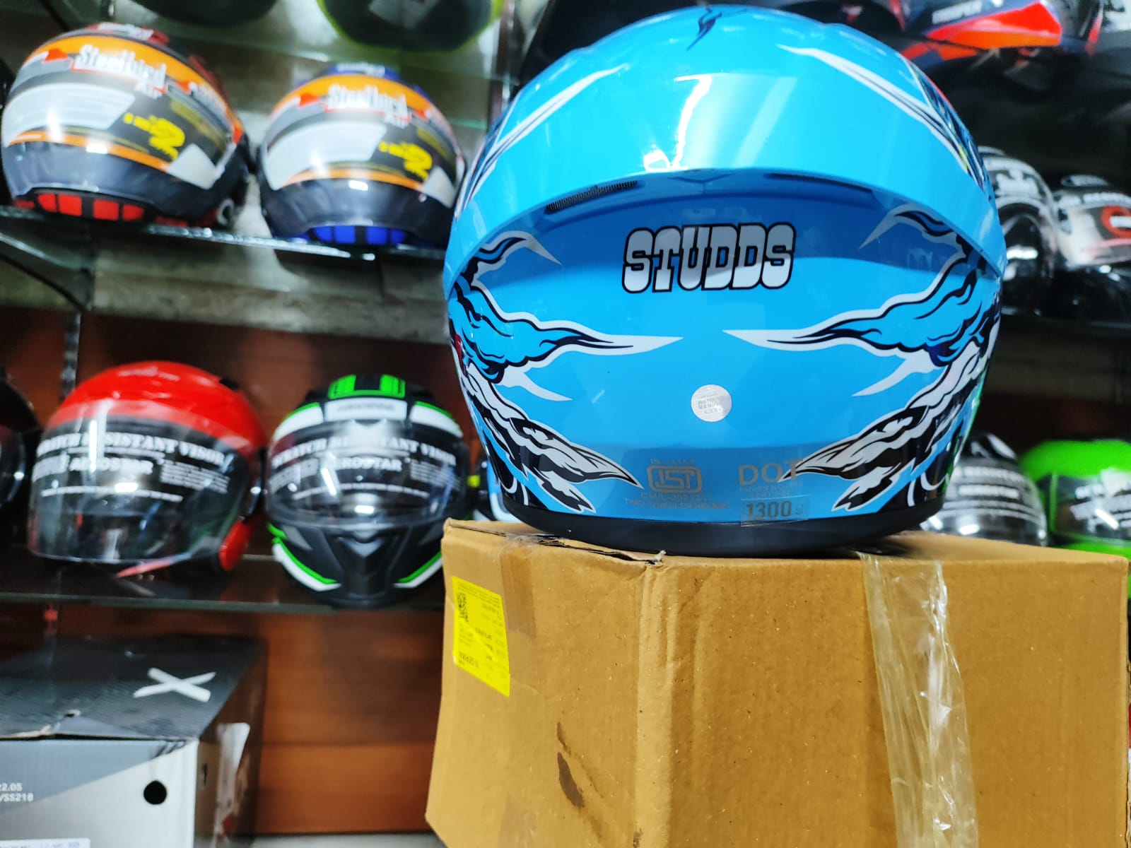 Picture of FULL FACE BIKE STUDDS THUNDER HELMET FOR BIKE RIDER (Black blue)