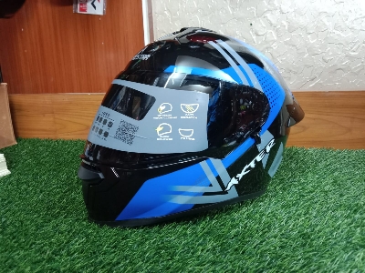 Picture of AEROSTAR AXTER Full Face Glossy Black Helmet ISI And Dot Certified (Black blue)