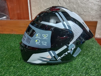 Picture of AEROSTAR AXTER Full Face Glossy Black Helmet ISI And Dot Certified (Black red)