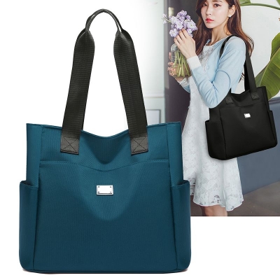 Picture of Fashionable Large Capacity Shoulder Handbag For Women Nice Shoulder Bag