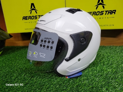 Picture of X-TON PLAIN GLOSSY White CERTIFIED HELMET (White)