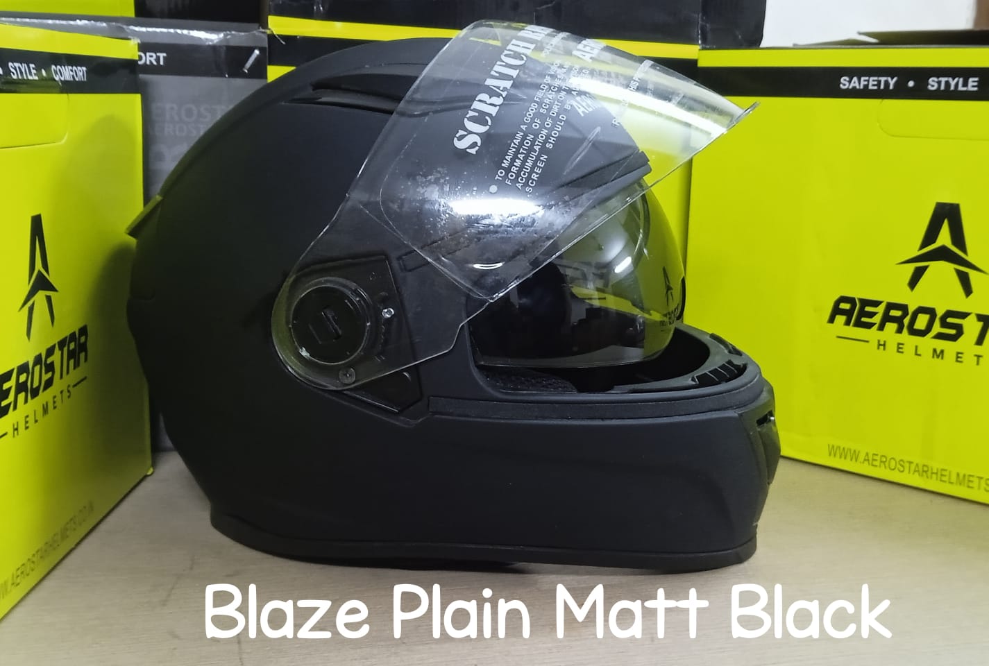 Picture of BLAZE PLAIN MATT BLACK FULL FACE CERTIFIED HELMET (Black)