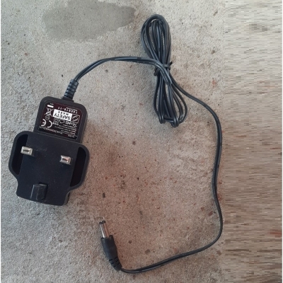 Picture of 9V 0.6A 5.4W Adapter Charger Power Supply for Router Black