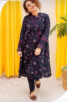 Picture of Readymade Stylish Black Color Ladies Floral Gown Set 3pis Fabric Linen Print Kurti for women - Black