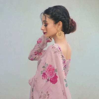 Picture of Elegant Purple Georgette Printed Pearl Lace Saree with Matching Blouse | Dress for Women - শাড়ি - Graceful & Charming Attire - Pink