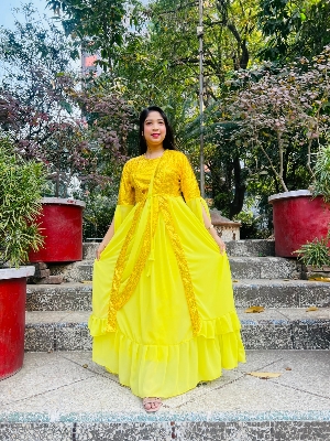 Picture of Readymade Stich Unique collection Western Saree summer fashion Yellow Color Koti and Skirt Saree, Women dress sense of niche temperament Dress for Girls - Yellow