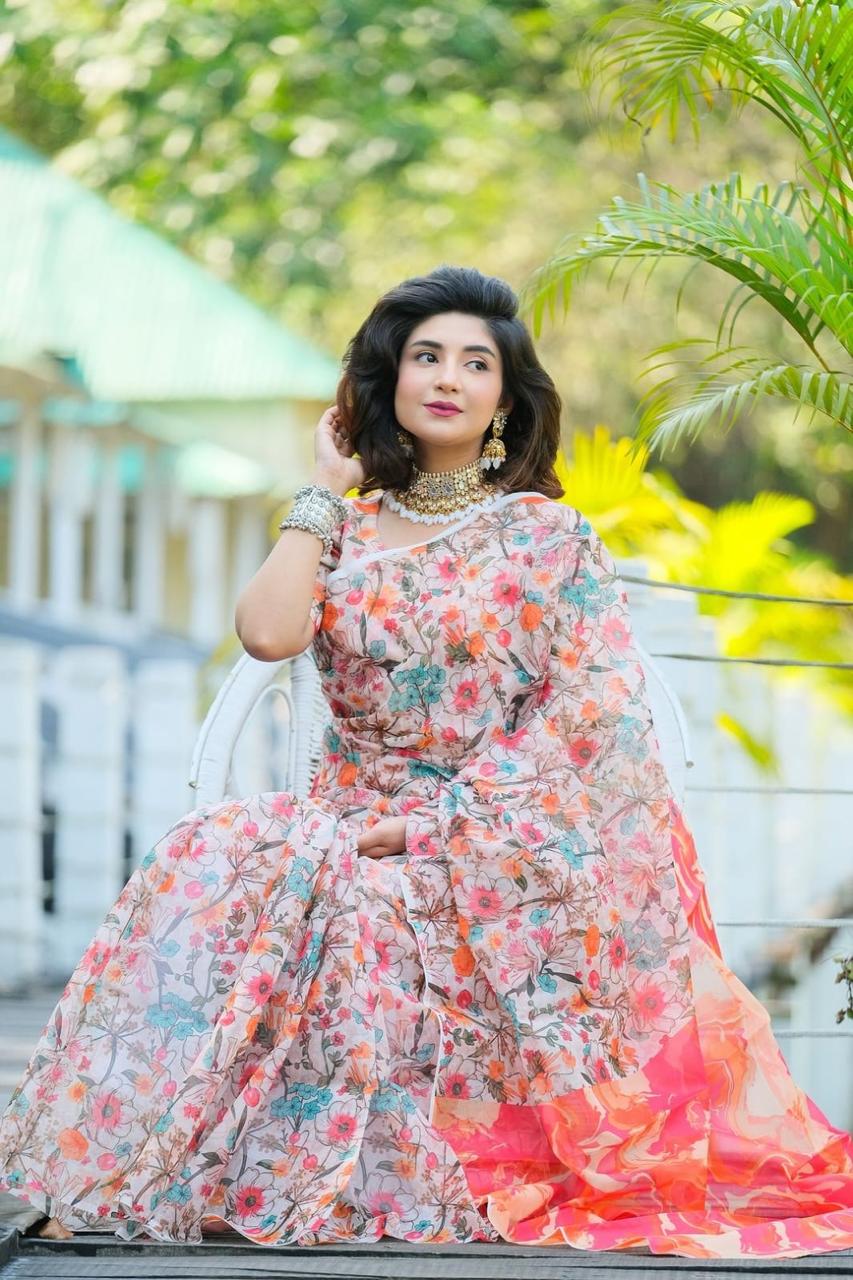 Picture of Screen Print Saree New Collection White Color Fashionable Stylish and Comfortable Traditional Clothing formal wear For Women - White