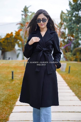 Picture of Women Fashionable Winter fur overcoat Black Color trending best quality china winter fabric Jackets Coats for women - Black