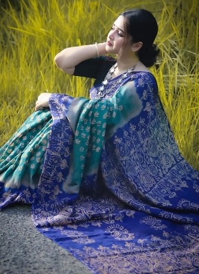 Picture of New Exclusive Design Blue Color Weightless Soft Silk Saree for women - Blue
