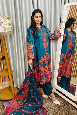 Picture of 𝐃𝐢𝐠𝐢𝐭𝐚𝐥 𝐩𝐫𝐢𝐧𝐭 𝟑𝐩𝐢𝐜𝐞𝐬 original dubai silk with full les work for women's and girls - digital pinrt