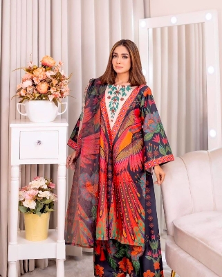 Picture of 𝐃𝐢𝐠𝐢𝐭𝐚𝐥 𝐩𝐫𝐢𝐧𝐭 𝟑𝐩𝐢𝐜𝐞𝐬 original dubai silk with full les work for women's and girls - digital pinrt
