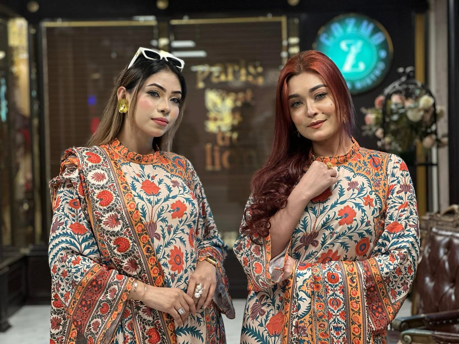 Picture of 𝐃𝐢𝐠𝐢𝐭𝐚𝐥 𝐩𝐫𝐢𝐧𝐭 𝟑𝐩𝐢𝐜𝐞𝐬 original dubai silk with full les work for women's and girls - digital pinrt