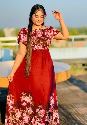 Picture of Readymade Unique  Western Fashion Ladis Long Marmaid gown Fabric Missouri Georgette style dress for women - Maroon