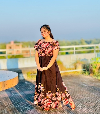 Picture of Readymade Unique  Western Fashion Ladis Long Marmaid gown Fabric Missouri Georgette style dress for women - Black