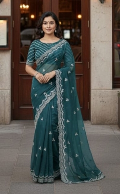 Picture of Exclusive Design উন্নত মানের সেমি মসলিন শাড়ি সাথে  আলাদা ব্লাউস পিস আছে Embroidery work Saree for women - Green