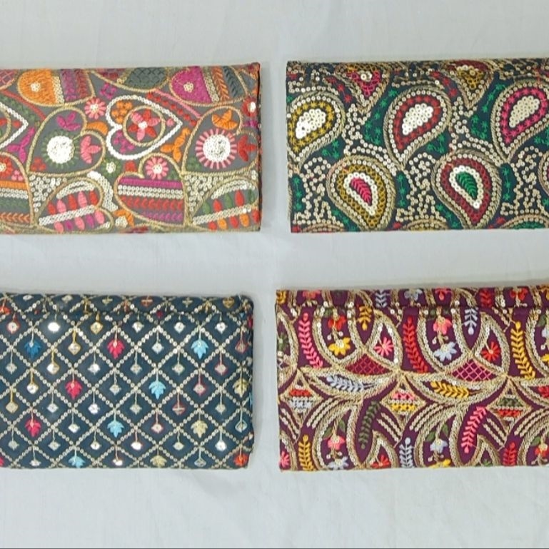 Picture of New Design Bangladeshi Handicraft Ladies Hand Parse Bag