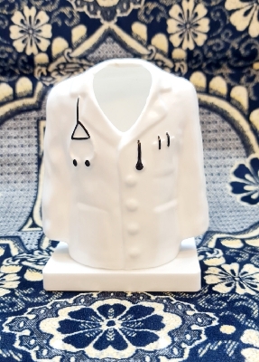 Picture of Unique shirt model dress model pen stand mobile stand dex equipment