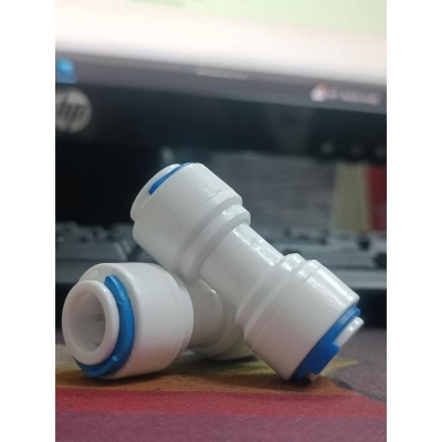 Picture of Plastic 3/8-3/8 Straight Push Water Filter Connect Quick Fitting Connector for RO Pack of 2 Pices - White