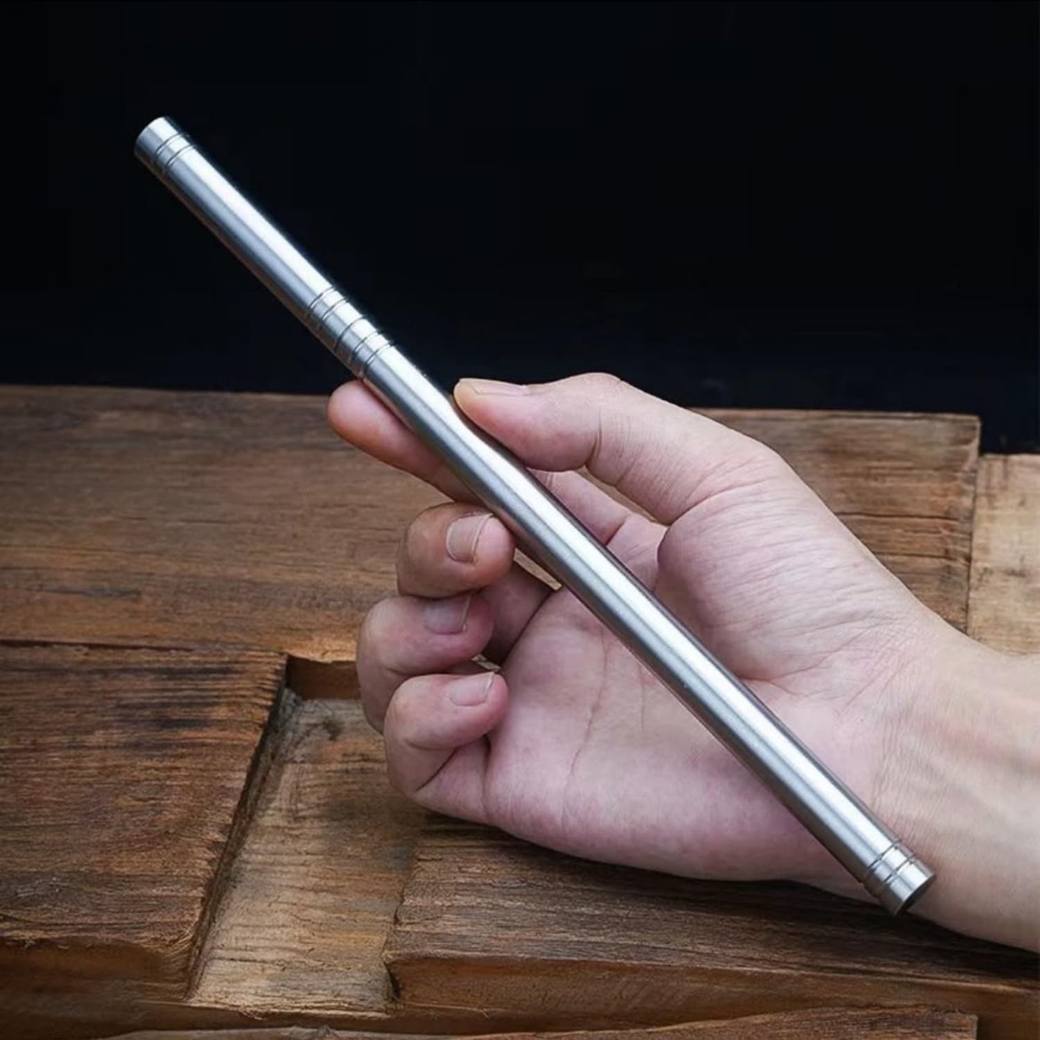 Picture of Stylish Hidden Knife in Pen Shape – Outdoor & Self Defense Tool - Silver