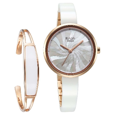 Picture of Titan Raga Memoirs Quartz Analog Mother Of Pearl Dial With White Ceramic Strap Watch For Women