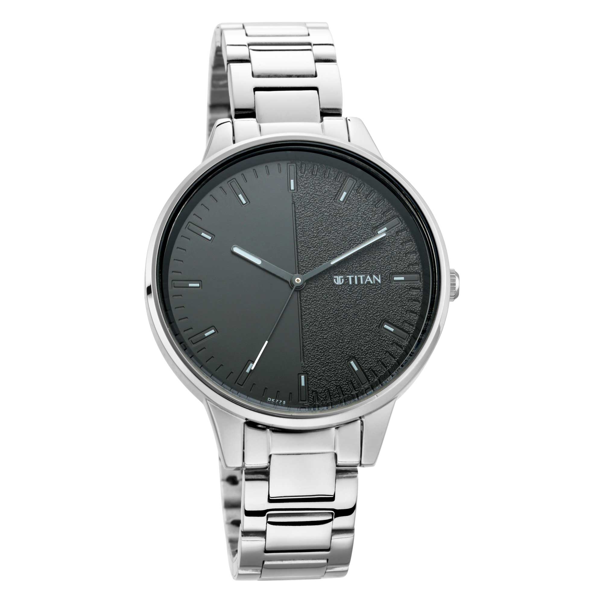 Picture of Workwear Watch with Black Dial Metal Strap