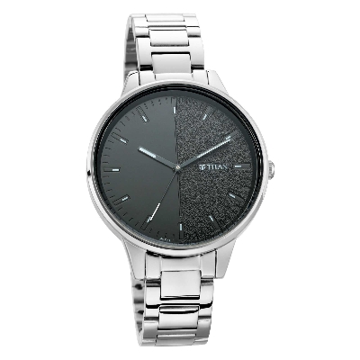 Picture of Workwear Watch with Black Dial Metal Strap