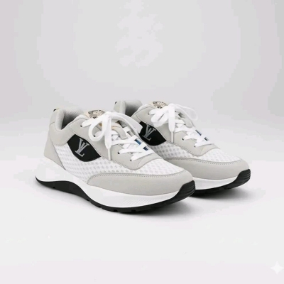 Picture of Hot Collection Stylish and Fashionable Low Top Summer and Winter Exclusive Converse Sneakers for Men - Comfortable and Suitable for All Seasons