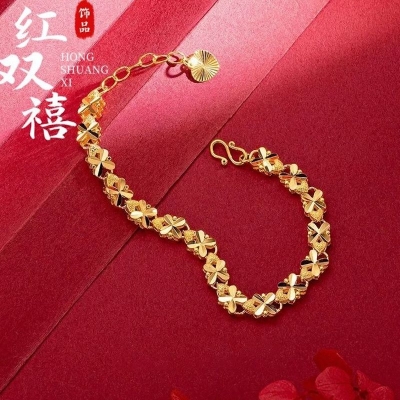 Picture of Golden Glow Women's Fashion Bracelet for Women