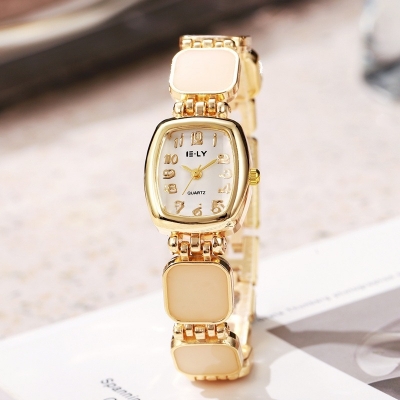 Picture of Luxury Fashion Stainless Steel Imported Wuartz Movement Ladies Wristwatch For Women