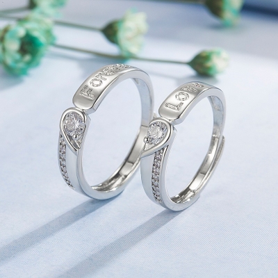 Picture of King And Queen Couple Ring Set 2 Pcs