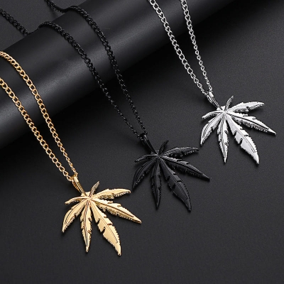 Picture of Men Fashion Jewellery Black Silver Golden Stainless Steel Chain Necklaces